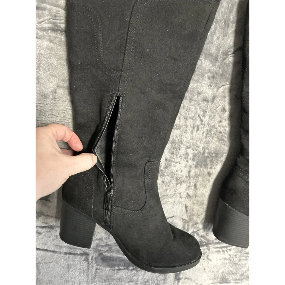 SO Zandra Women's 9 Knee Tall Faux Suede Black Boots Block Heel Round Toe Zipper